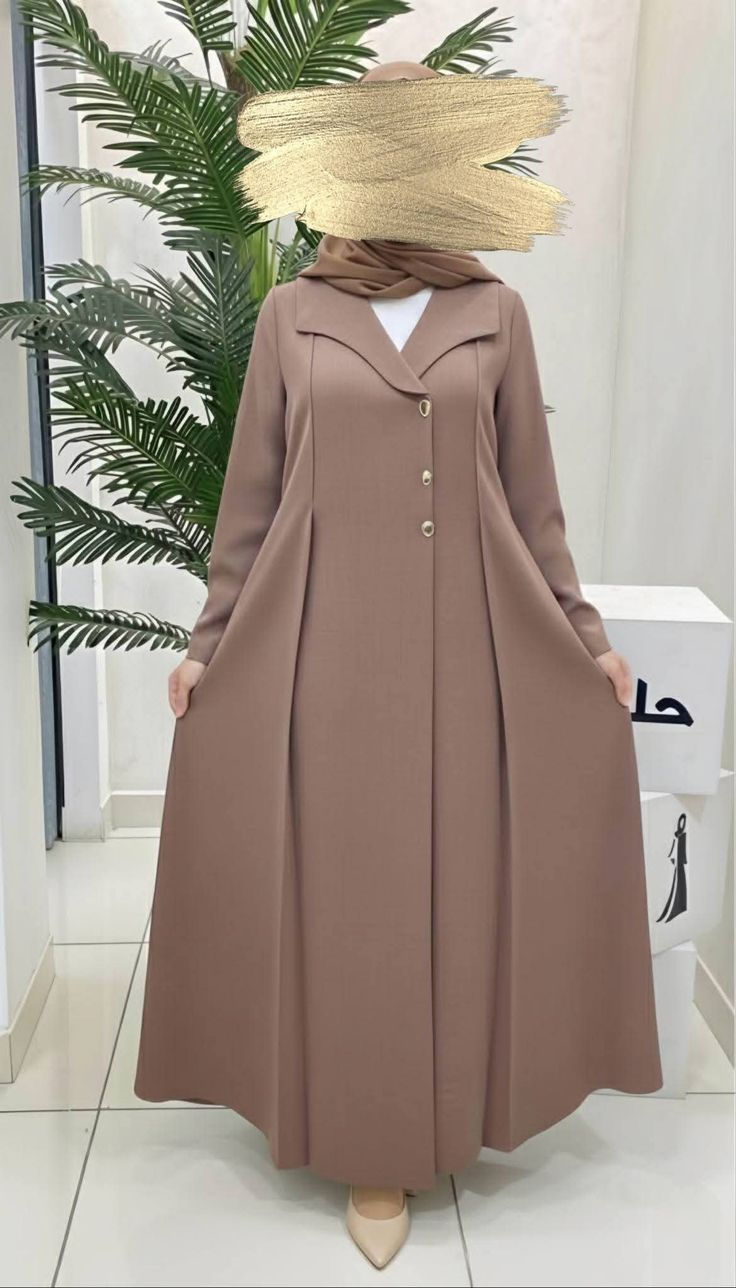 عباءة نسائية فاخرة